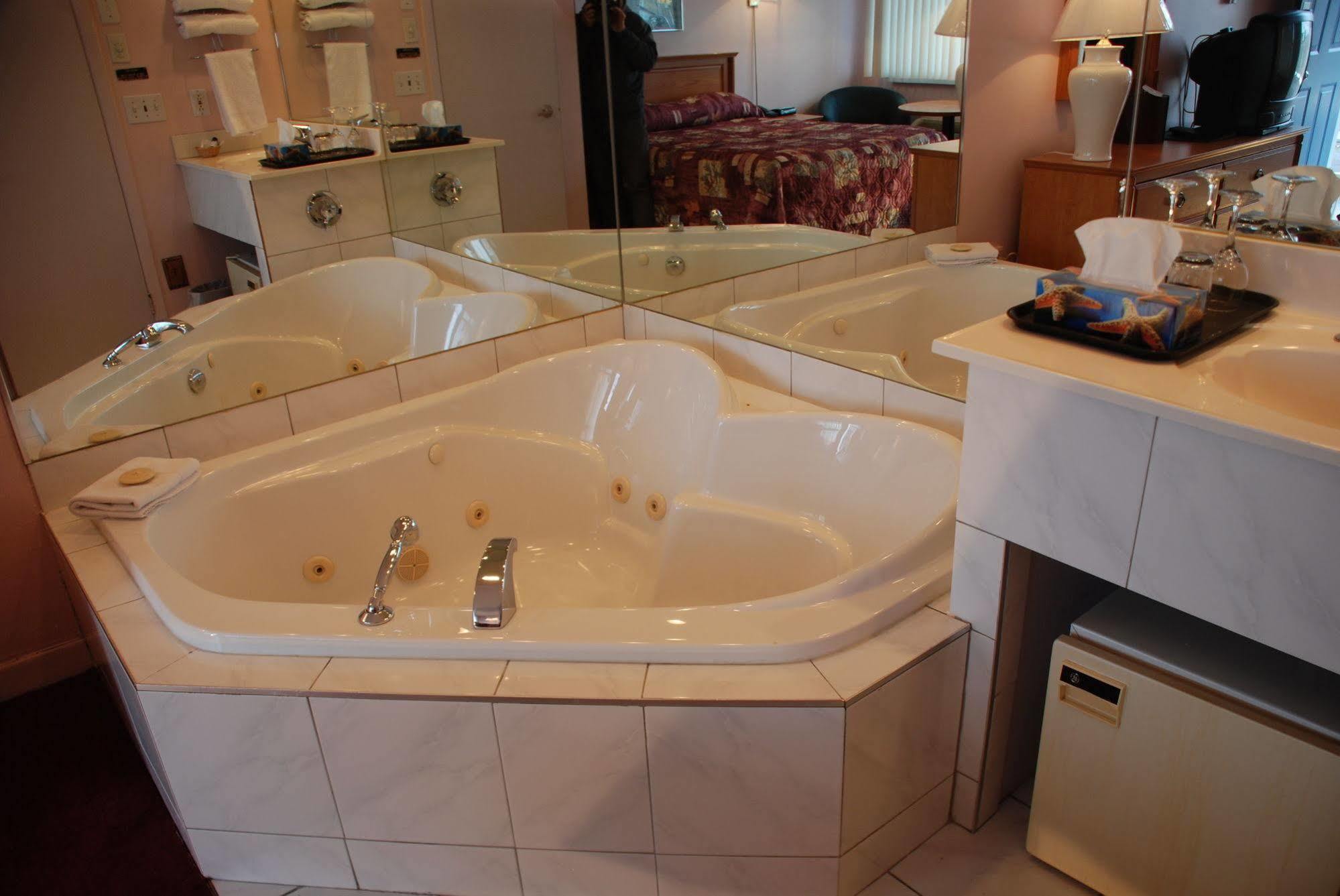 Motel La Siesta Saint-Lambert-Chambly Екстериор снимка